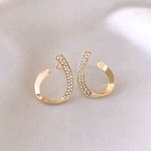Gold Geometric Earrings with Floating Effect